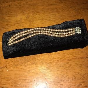 Antique bracelet Cultivate pearls with ringstones